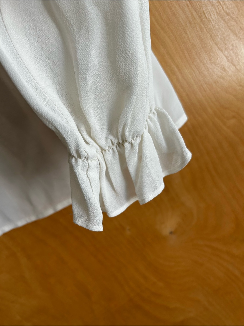 Reformation Charly Blouse, Size L - Picture 6 of 7